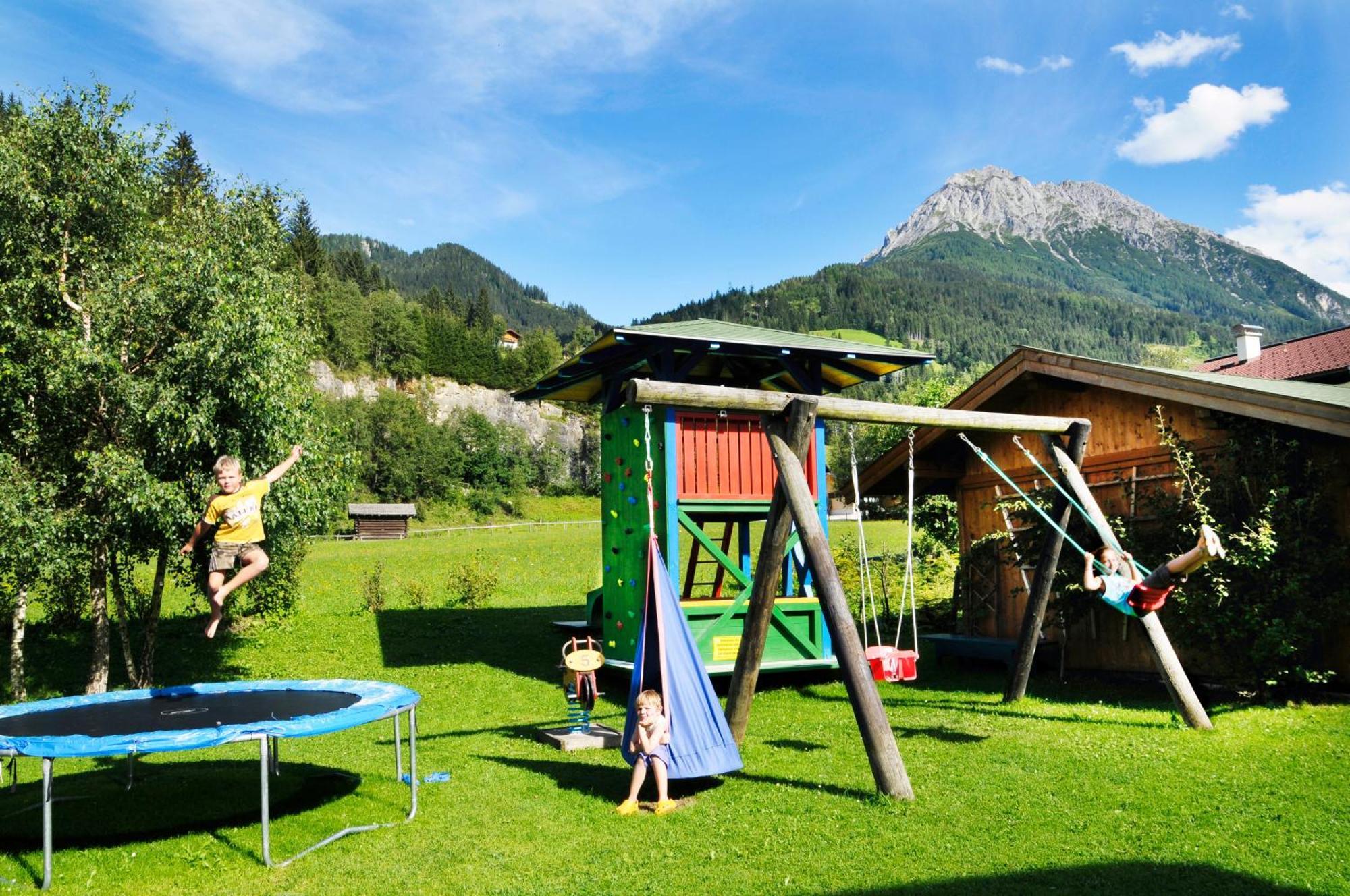 Fruehstueckspension Anja Kleinarl Bagian luar foto